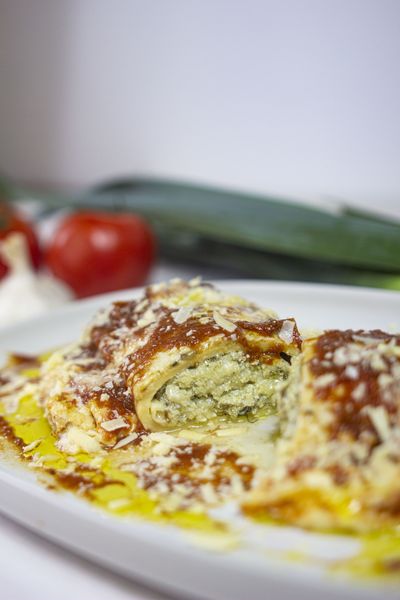 Canelones TRADIC-PUERRO c/Bechamel y Fileto xKg